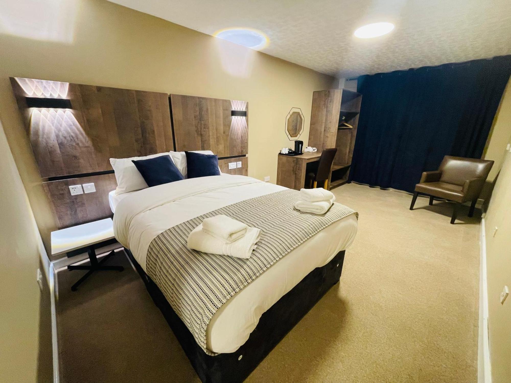 Hylands Hotel Coventry Bagian luar foto