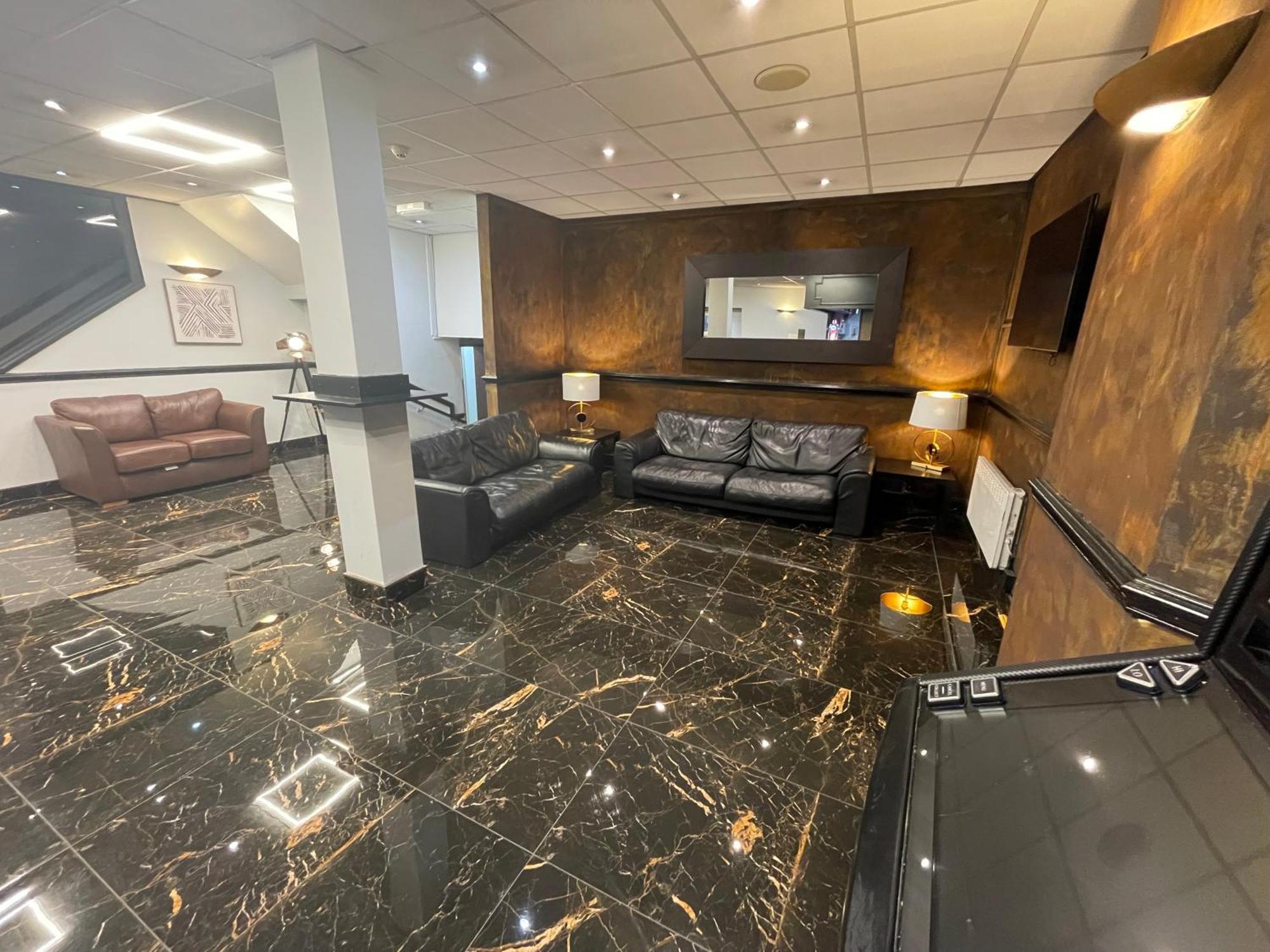 Hylands Hotel Coventry Bagian luar foto