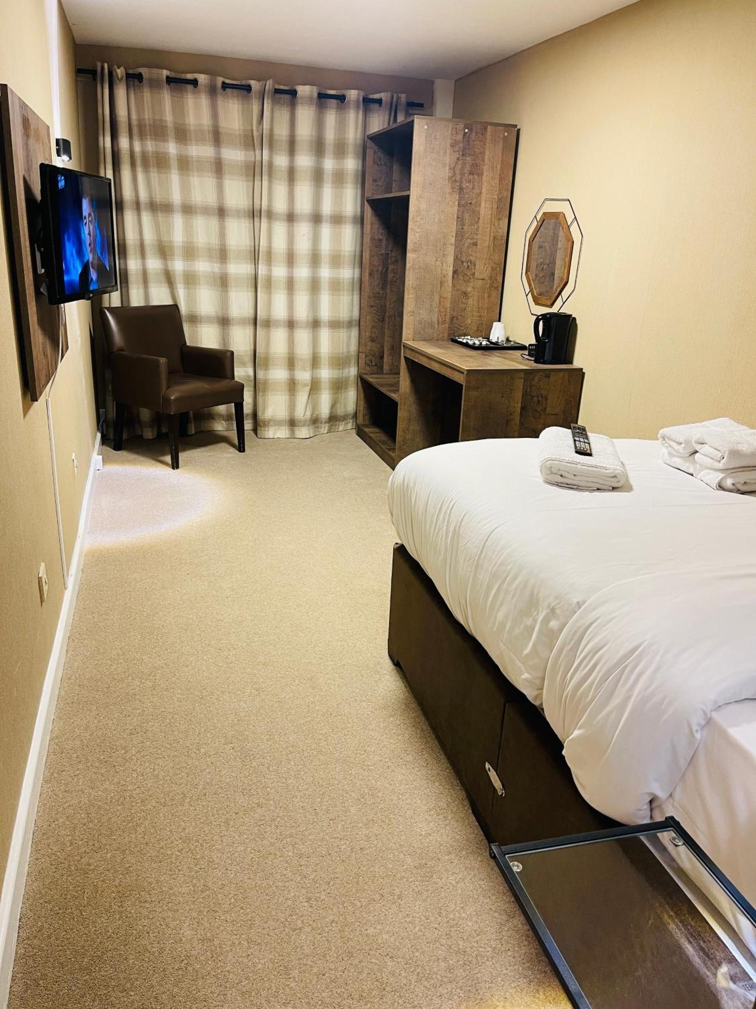 Hylands Hotel Coventry Bagian luar foto